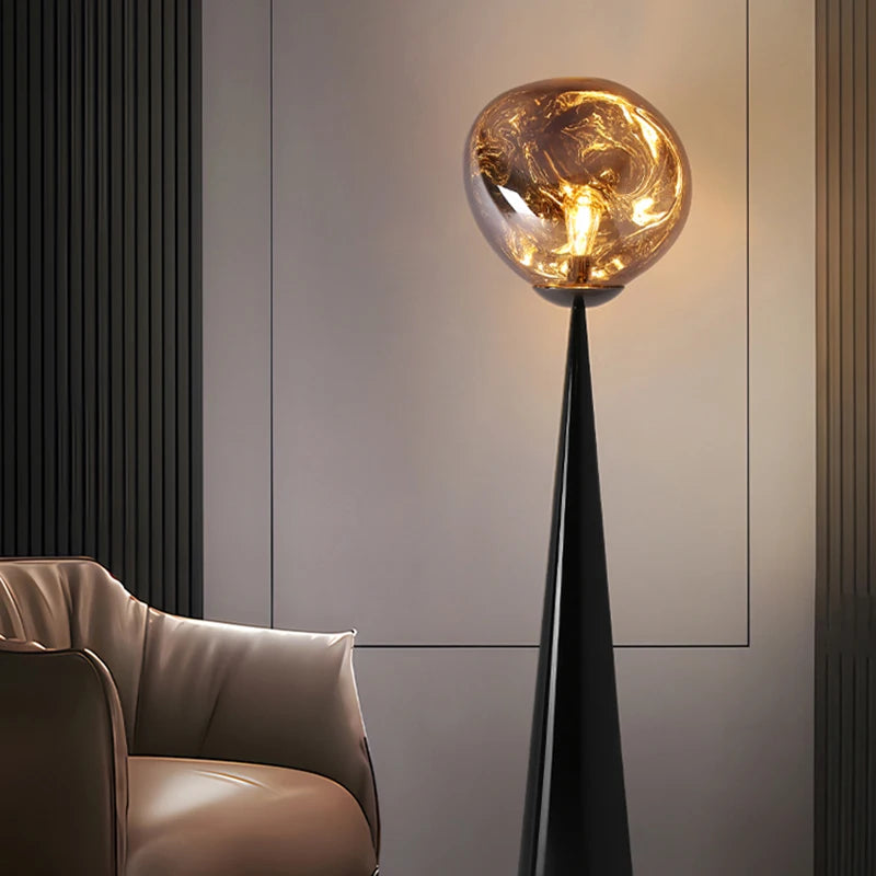 Globo — Lámpara de pie LED moderna