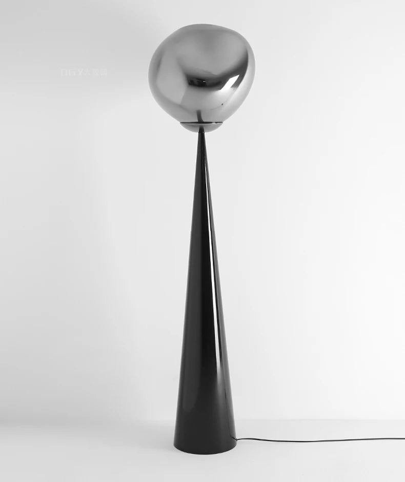 Globo — Lámpara de pie LED moderna